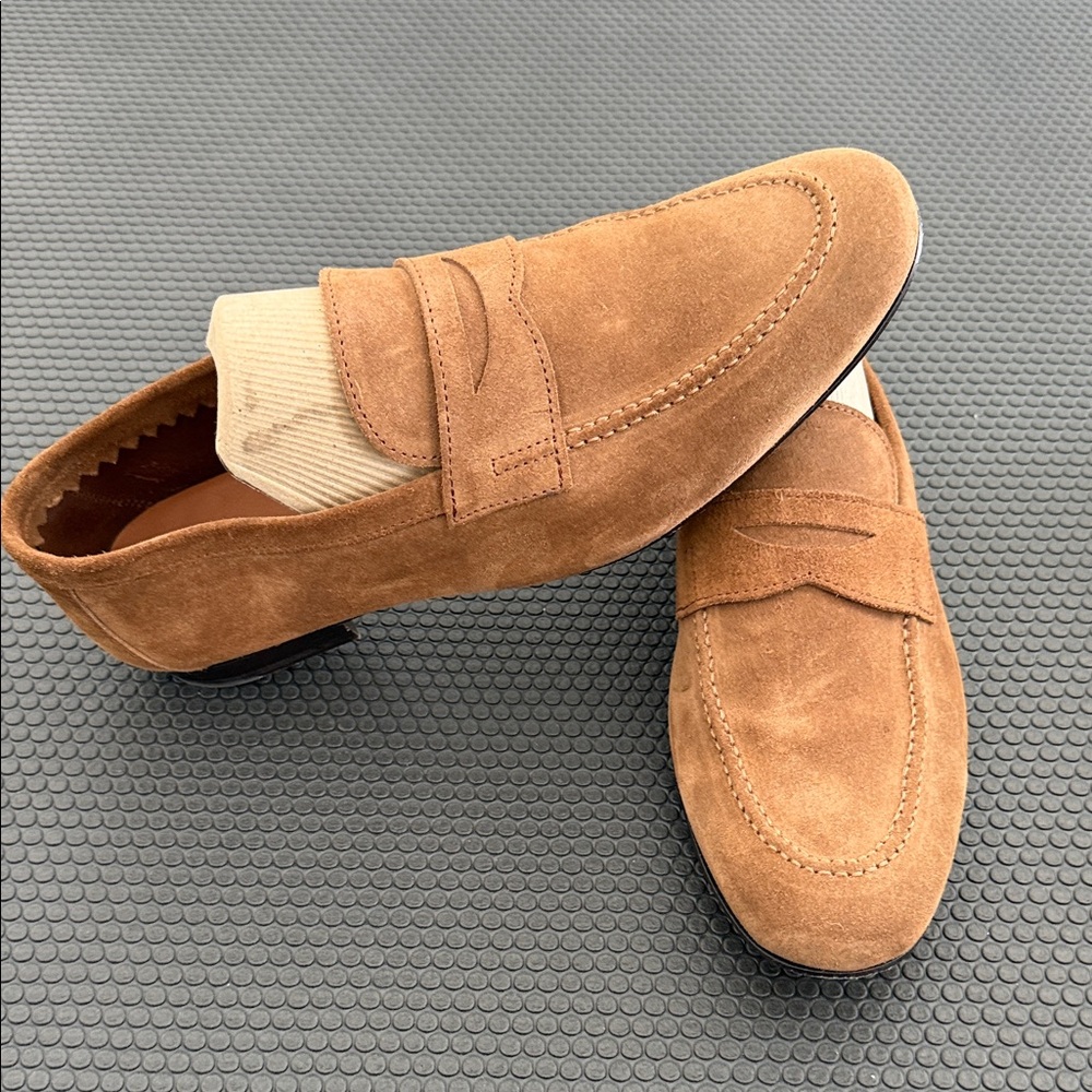Jack Erwin Men’s Tan Suede Loafers - Picture 2 of 6